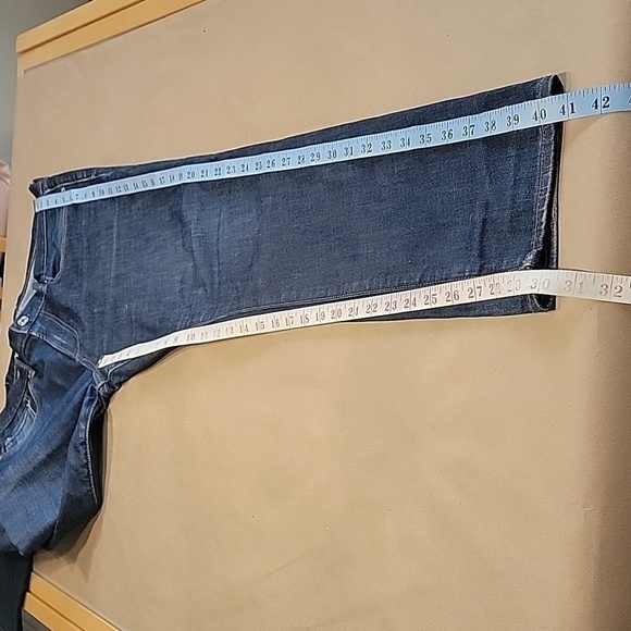 GAP, Men's Size 33x30 Dark Wash Jeans, Excellent Condition - Picture 5 of 12